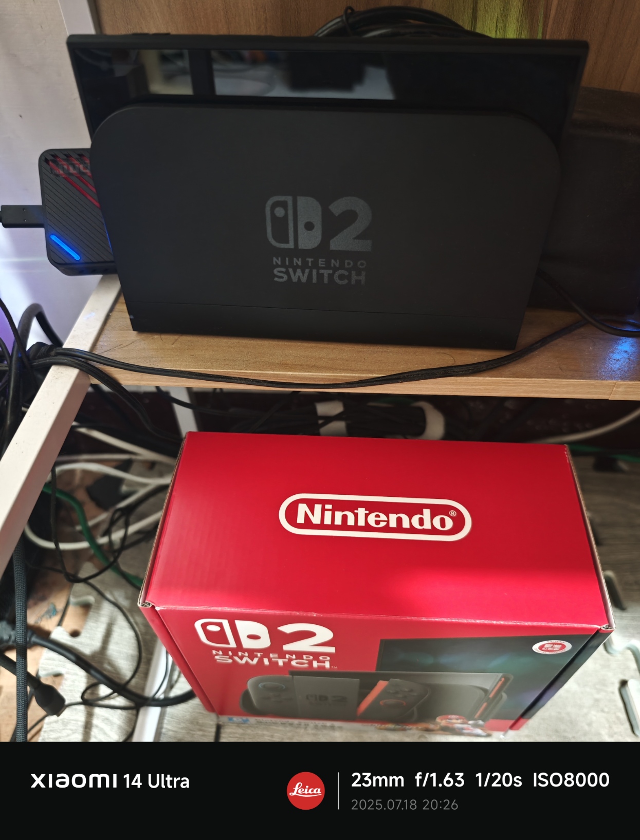 Switch 2 底座與實況轉接盒